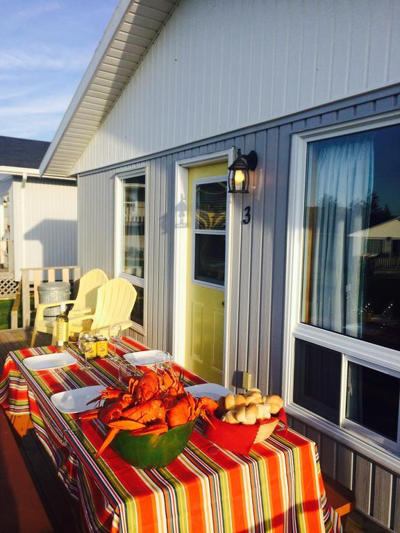 Cavendish Bosom Buddies Cottage Resort Room photo